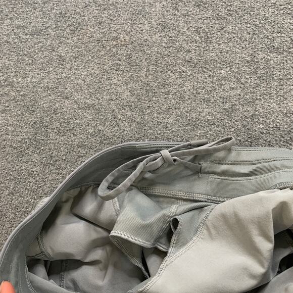 Lululemon Shorts Mens M Medium Grey Heather THE Linerless Lightweight Workout - Picture 7 of 11